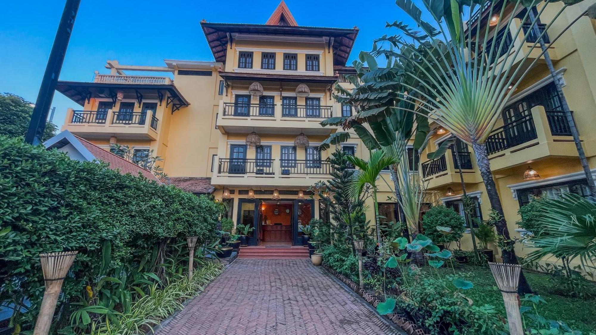 Villa Indochine D'Angkor Сиемрип Экстерьер фото