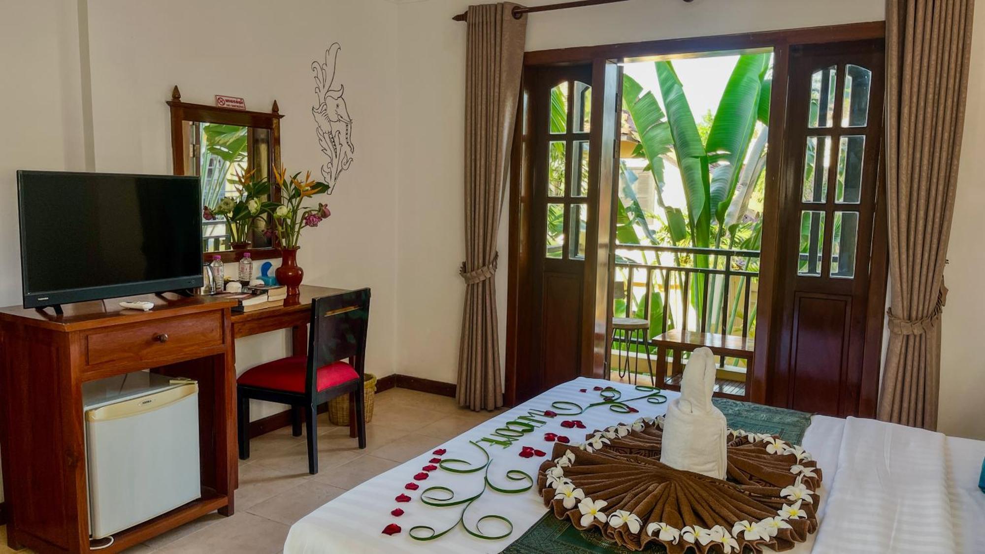 Villa Indochine D'Angkor Сиемрип Экстерьер фото
